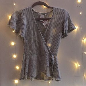 Striped,grey,tie top